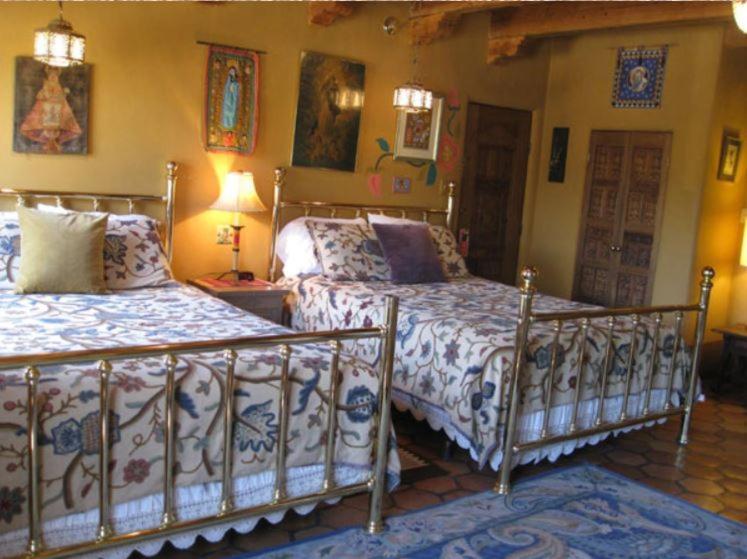 טאוס La Dona Luz Inn An Historic B&B מראה חיצוני תמונה