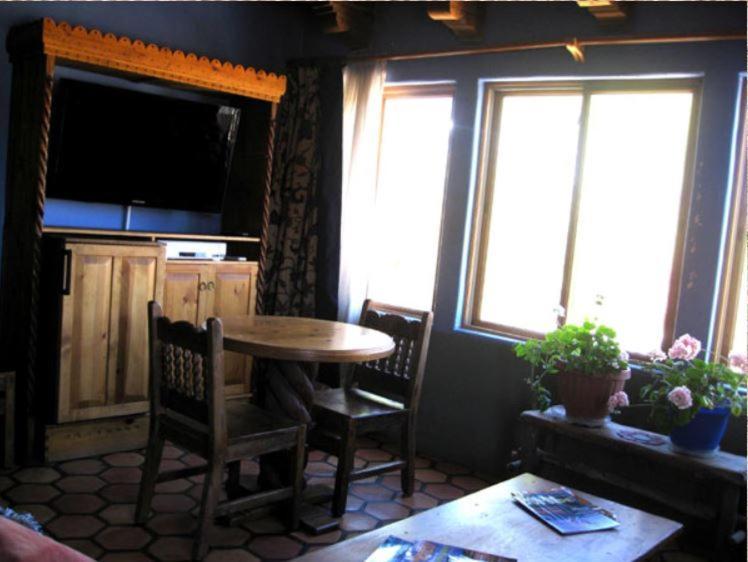 טאוס La Dona Luz Inn An Historic B&B מראה חיצוני תמונה