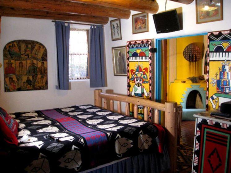 טאוס La Dona Luz Inn An Historic B&B מראה חיצוני תמונה