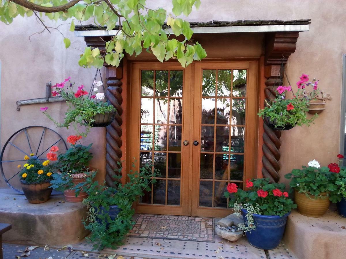 טאוס La Dona Luz Inn An Historic B&B מראה חיצוני תמונה